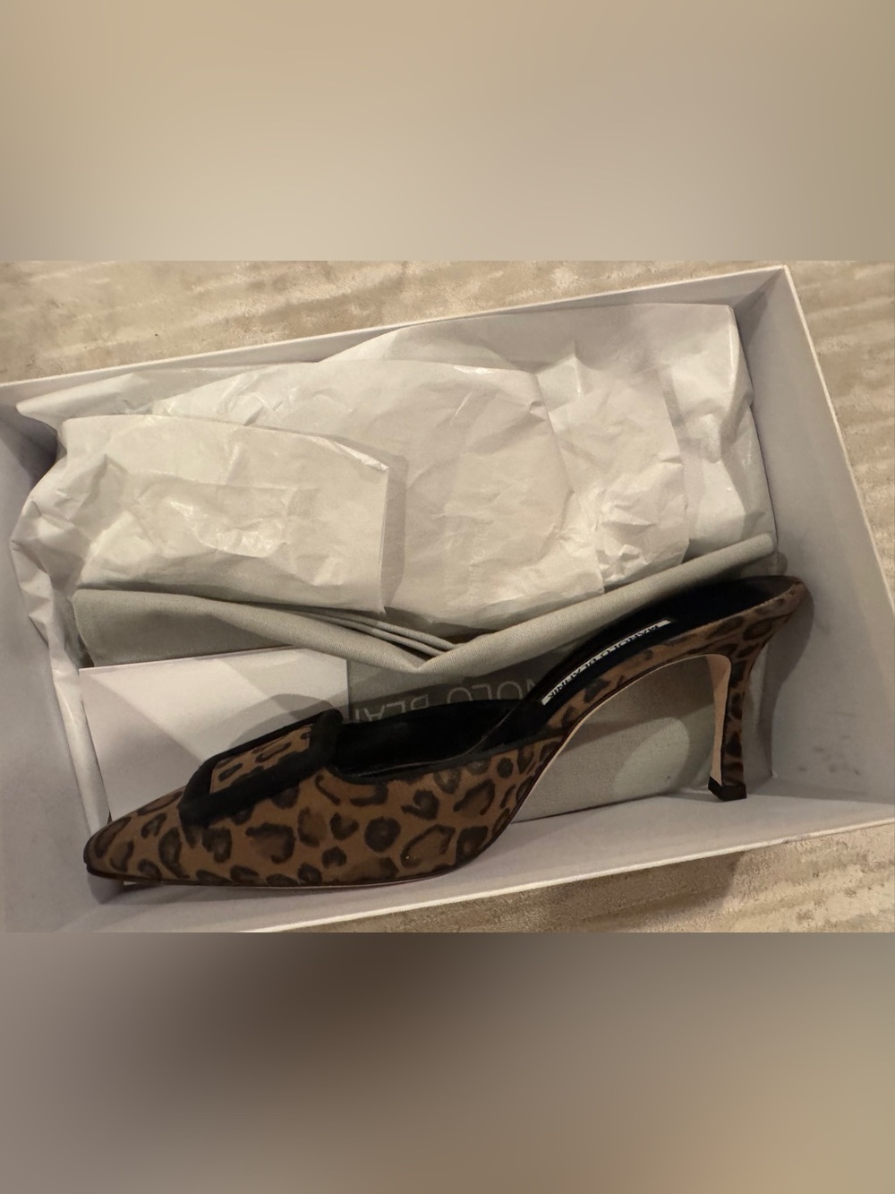 NWT Manolo Blahnik Maysalebi Leopard Print Pointed-Toe Mule in Brown and Black